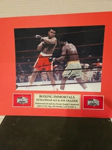 Foto a color de Muhammad Ali vs. Joe Frazier 5x7" firmada por ambos inmortales luchadores - Imagen 1 de 7