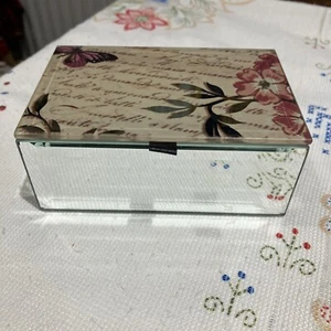 Small Glass Mirror Floral Jewellery Box 11cm X7.5cm X5cm - Picture 1 of 6