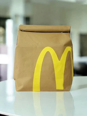 Mochila de papel para viagem com grande capacidade Trending exclusiva impressa em lona - Imagem 1 de 4