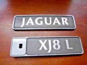 Par emblema maletero trasero Jaguar XJ8 L - Imagen 1 de 4
