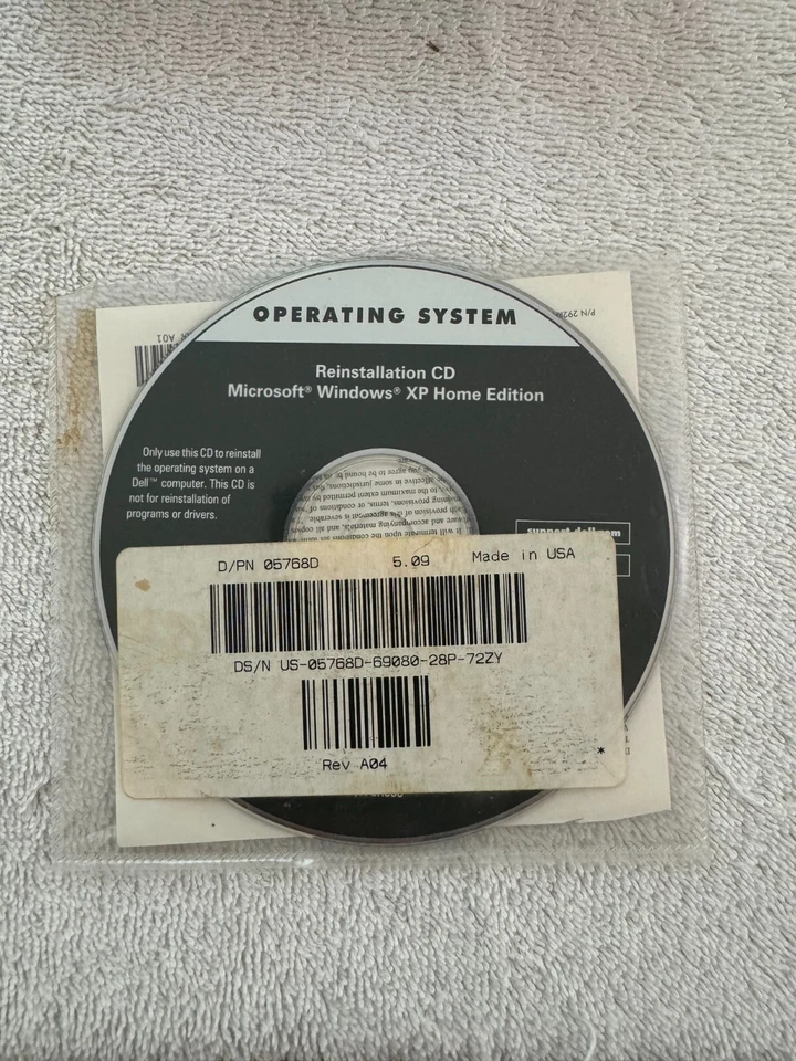 Dell Reinstallation CD Microsoft Windows XP Home Edition - NO PRODUCT KEY!! - Image 1 of 1