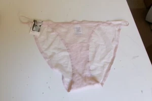 One Calvin Klein Lace string Bikini Panty Size X-Large Light beige style QD5137 - Imagen 1 de 3