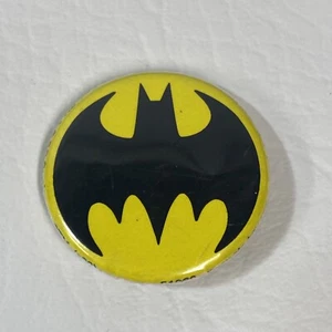 BATMAN Comic Book Button Pin Pinback DC Comics Superhero Joker Robin Ata-Boy - Picture 1 of 6