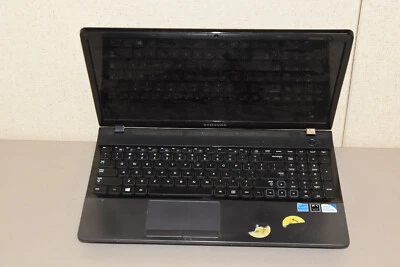 DEAD JUNK Samsung 300E NP300E5C-A0CUS 15,6" computer portatile incompleto COSÌ COM'È parti riparazione - Immagine 1 di 3