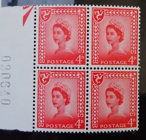 MANX Isle of Man Block of 4 x 4D Red Stamps 1958 Photogravure Pre-Decimal QE2 - Picture 1 of 2