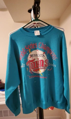 Minnesota Twins VTG 1987-1991 World Series Champions Crewneck Sweatshirt X-Large Cover
