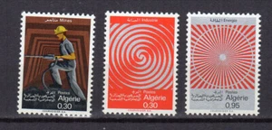 Algérie 1968 réalisations nationales Y&T 481 à 483 3 timbres neufs MNH /TE4454e - Picture 1 of 1