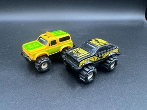 Stomper 2er Set schwarz und gelb 4x4 Hongkong HK ordentliche Form - Bild 1 von 4