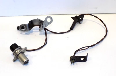 Sensor de velocidad de rueda delantera ABS freno antibloqueo 1986 C4 Corvette LH Driver - PROBLEMAS Foto 1 de 4