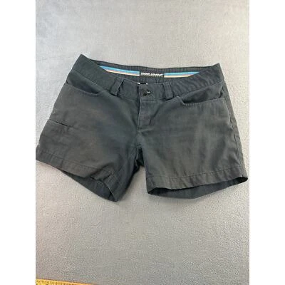 Under Armour black chino shorts size6 - Image 1 of 4