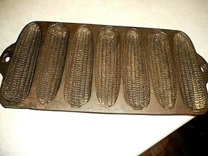 WAGNER WARE?? SIDNEY -O-KRUSTY KORN KOBS?? JUNIOR CAST IRON PAN MADE IN USA LOOK - Picture 1 of 6