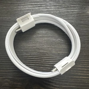 Apple A2795 MQKJ3AM/A USB-C to USB-C Charging Cable White, Fast-Charging, 1M OEM - Zdjęcie 1 z 4