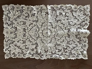 Antique Lace Linen Doily Vintage Needle Lace F12 As Is - Picture 1 of 9
