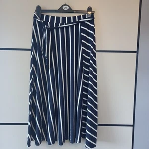 Phase Eight Navy/white Stripped Viscose Mix Elasticated Waist Midi Skirt Size 12 - Picture 1 of 7