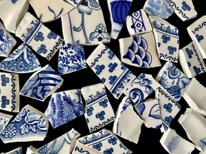Broken China Mosaic Tiles Blue & White 100+ pieces ~ BLue & wHiTe Mix ~ Set a - Picture 1 of 9
