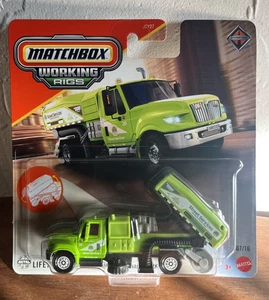 New 2025 Matchbox Working Rigs Green International Workstar Street Sweeper 07/16 - Picture 1 of 11