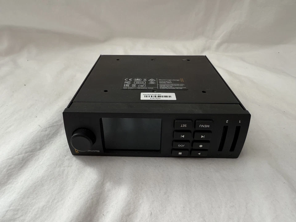Blackmagic Design HyperDeck Studio Mini компактный вещательный рекордер - Изображение 1 из 1