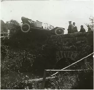 ~1900 Glas Stereo Foto: Autounfall in Frankreich (3 von 3) - Bild 1 von 2