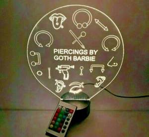 Body Piercing Künstler Piercer Licht Tischlampe LED mit Fernbedienung, personalisiert KOSTENLOS - Bild 1 von 12