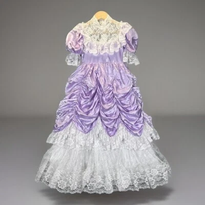 Vestido Vintage Loralie Niñas 7 Southern Belle Púrpura Satinado Encaje Volantes Bridgerton Foto 1 de 4