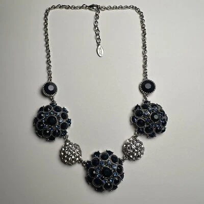 Collar Ann Taylor Factory Tono Plata Azul y Transparente Estrás Ajustable Foto 1 de 4