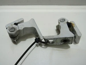 SKODA CITIGO 2012-17 PAIR OF NEARSIDE LEFT FRONT DOOR HINGES (5 DOOR)    S6336 - Picture 1 of 9