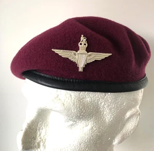 PARACHUTE REGIMENT BERET & QC METAL CAP BADGE UK VETERAN SFSG - Picture 1 of 5