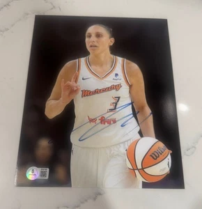 DIANA TAURASI Autographed 8x10 Photo SIGNED AUTO BAS Beckett COA UCONN - Picture 1 of 3