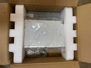 SEL / Conmutador Ethernet administrado / Fuente de alimentación 9330-A / SEL-2730M - Imagen 1 de 13