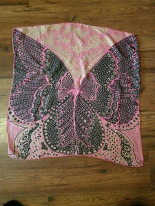 Vintage PINK & BLACK BUTTERFLY In FLIGHT Silk Blend SCARF - 1970's - Picture 1 of 2