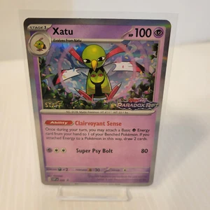 Pokemon Juego de Cartas Coleccionables Xatu SVP 059 Personal Estampado Prelanzamiento Tarjeta Promocional Paradox Rift Casi Nuevo - Imagen 1 de 2