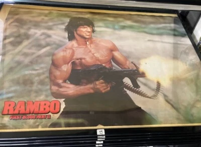 Vintage NOS 1985 RAMBO FIRST BLOOD PT 2 Original Poster Stallone Rare! - Bild 1 von 4