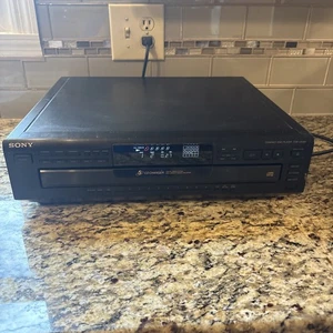 Sony CDP-CE305 Compact Disc Multi Player Changer 5 CD - TESTED - No Remote! - Picture 1 of 15