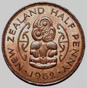 New Zealand 1962 1/2 penny,Hei Tiki Queen Elizabeth II-Foreign Coin25mm - Picture 1 of 2