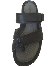 bear trap sandals black