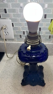 Tief Kobaltblau Prinzessin Feder Glas Petroleum Öl Tischlampe - Bild 1 von 11