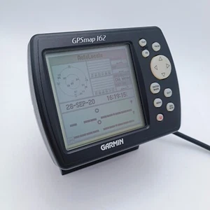 Garmin GPSMAP 162 Marine GPS Navigator Chartplotter Bluechart NMEA0183 Plotter - Picture 1 of 17