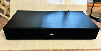Base de sonido SANYO con sistema de subwoofer incorporado FWSA205E con control remoto probado  Foto 1 de 4