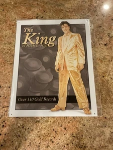 Blechschild Elvis the King Of Rock & Roll Gold Anzug - Bild 1 von 2