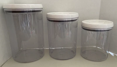 Juego de 3 botes redondos OXO Softworks POP *usados* Foto 1 de 2