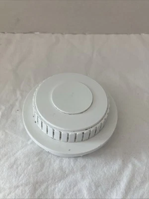 WHIRLPOOL Amana Washer: Agitator Cap (3355758 / WP3355758) (P7770) - Image 1 of 4