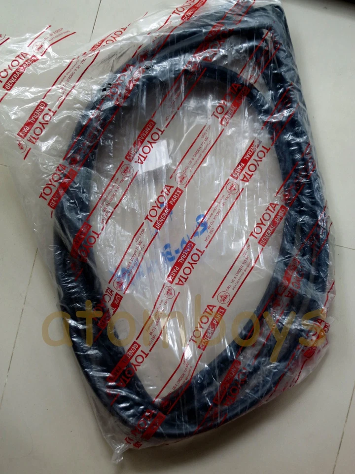 For TOYOTA CORONA MARK 2 II 2000 RX12 SEDAN REAR Windshield SEAL RUBBER - Image 1 of 4