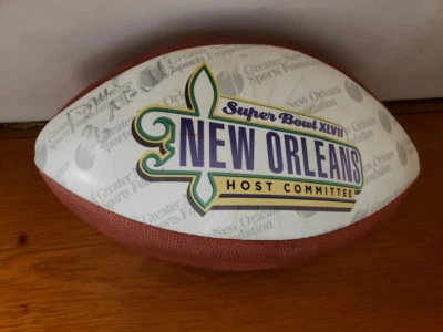 Super Bowl XLVII Comité Anfitrión de Nueva Orleans Fútbol firmado por Deuce McAllister Foto 1 de 4