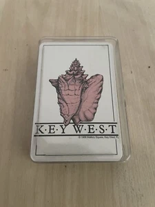 Tarjetas de juego Key West Mallory Square Florida Shell de colección nuevas en estuche de plástico - Imagen 1 de 3
