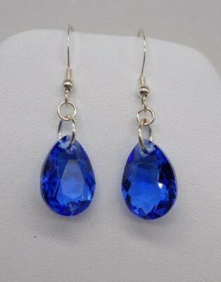 Pendientes hechos a mano con plata esterlina cristal Swarovski zafiro pera; cierre de palanca  Foto 1 de 3