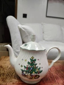 Happy Holidays Nikko Teapot. EXCELLENT Cond. RARE! - Picture 1 of 5