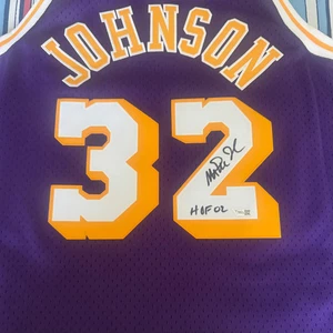 Magic Johnson Autographed LA Lakers Swingman HOF Jersey Fanatics - Picture 1 of 5