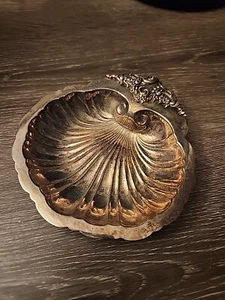 Baroque by Wallace 277 Silverplate Candy / Trinket Dish / Shell Plate 5.5" - Picture 1 of 5