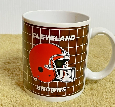 Vintage 90s Papel Cleveland Browns Football NFL Ceramic Coffee Mug Cup 12 Oz Cover