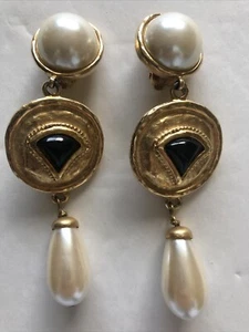 Signed LES BERNARD Vintage Cabochon Mogul Dangle PEARL DROP EARRINGS GOLD TONE - Picture 1 of 14